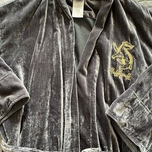 Hufflepuff bath robe! 🦡 L/XL